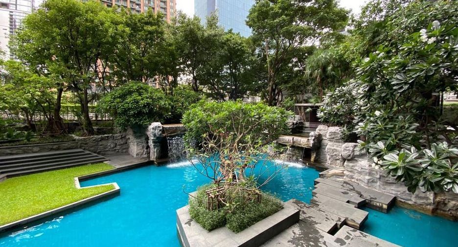 For rent 2 ベッドルーム condo in Watthana, Bangkok