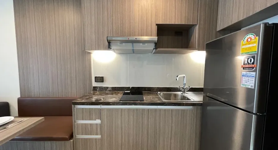 For rent 1 bed condo in Watthana, Bangkok