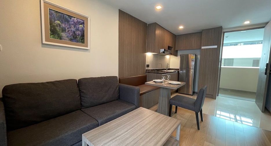For rent 1 bed condo in Watthana, Bangkok