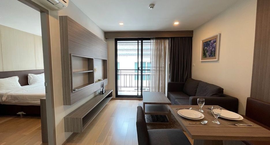 For rent 1 bed condo in Watthana, Bangkok