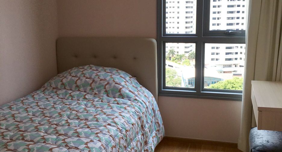 À louer 2 chambres condo à Watthana, Bangkok
