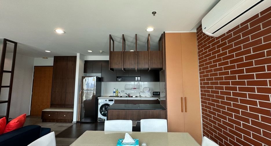 For rent 1 bed condo in Watthana, Bangkok