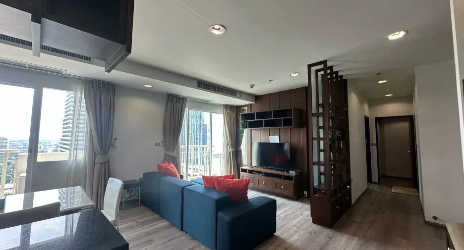 For rent 1 bed condo in Watthana, Bangkok