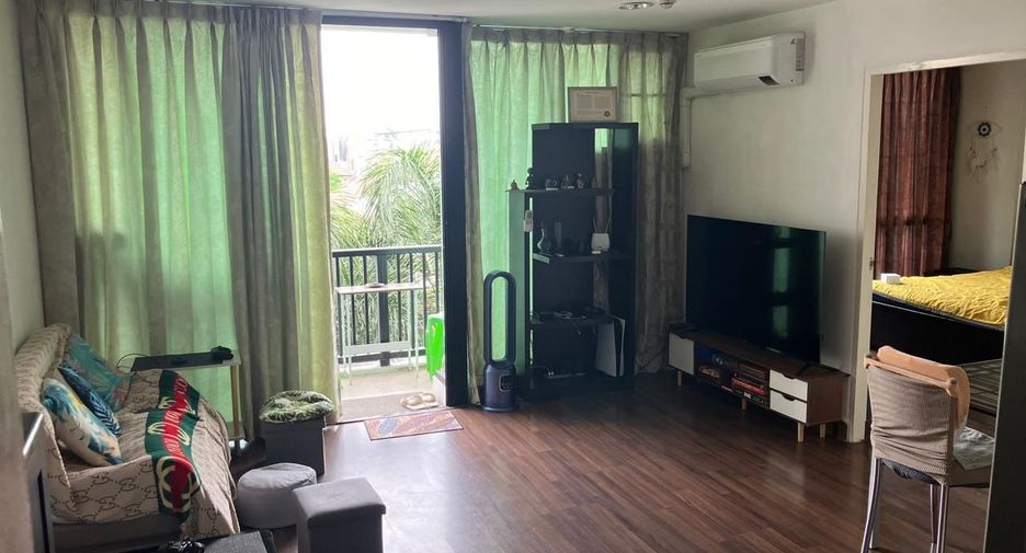 For rent 1 bed condo in Watthana, Bangkok
