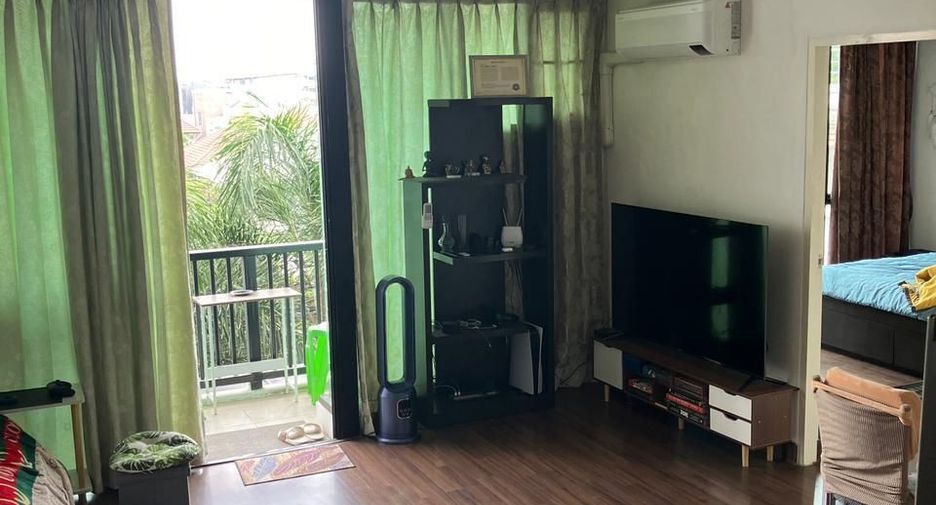 For rent 1 bed condo in Watthana, Bangkok