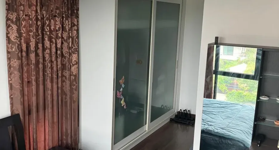 For rent 1 bed condo in Watthana, Bangkok