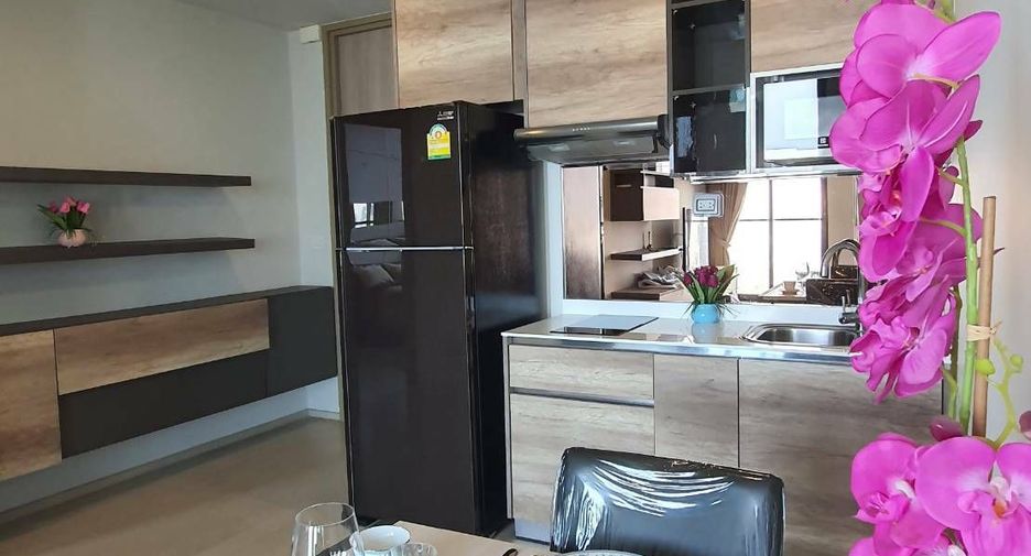 For rent 1 bed condo in Pathum Wan, Bangkok