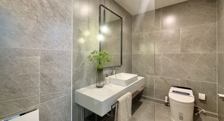 Haus zur Miete mit 4 Zimmer in Bang Phli, Samut Prakan