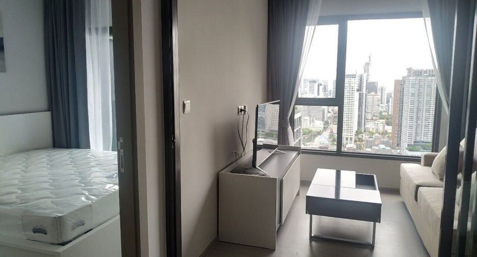 Condo en alquiler de 1 habitaciones en Huai Khwang, Bangkok