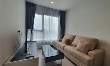 Condo en alquiler de 1 habitaciones en Huai Khwang, Bangkok