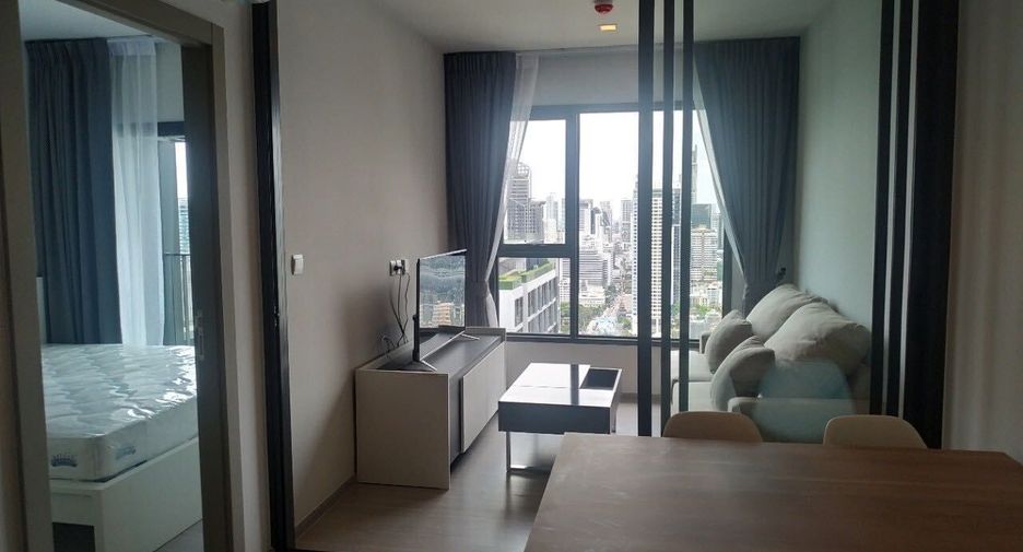 Condo en alquiler de 1 habitaciones en Huai Khwang, Bangkok