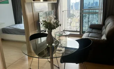 For rent 2 bedrooms condo in Bang Na, Bangkok
