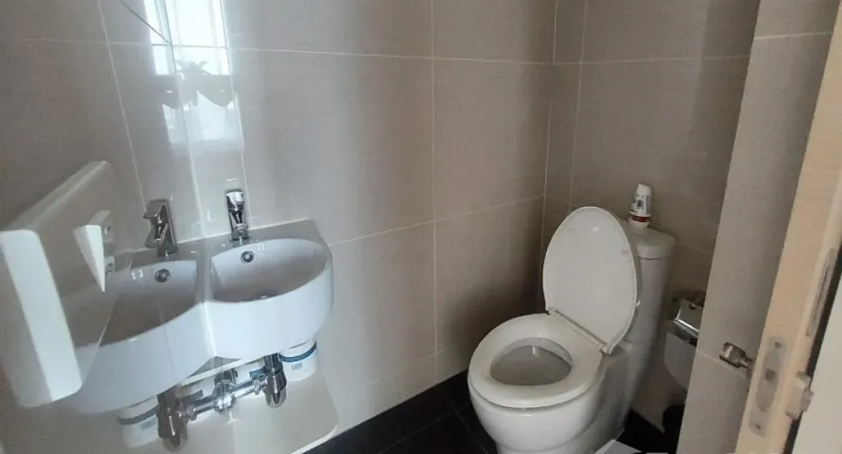 For rent 2 bedrooms condo in Khlong Toei, Bangkok