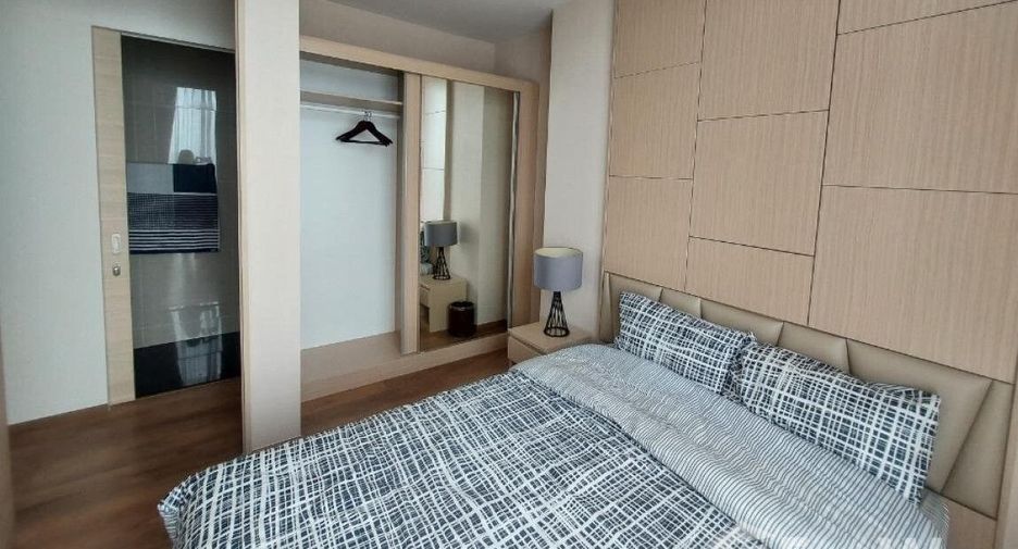 For rent 2 bedrooms condo in Khlong Toei, Bangkok