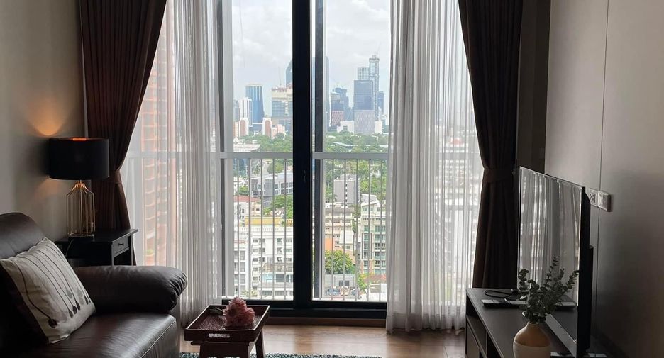 For rent 1 bed condo in Khlong Toei, Bangkok