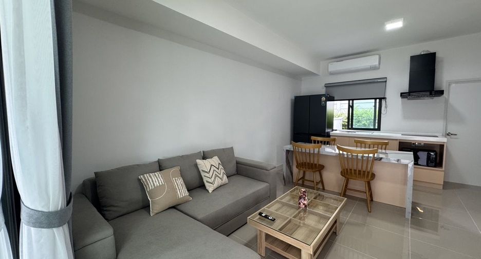 For rent 3 bedrooms townhouse in Bang Phli, Samut Prakan