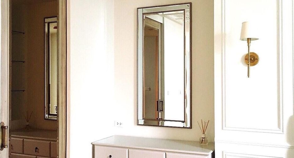 For rent 1 bed condo in Phaya Thai, Bangkok