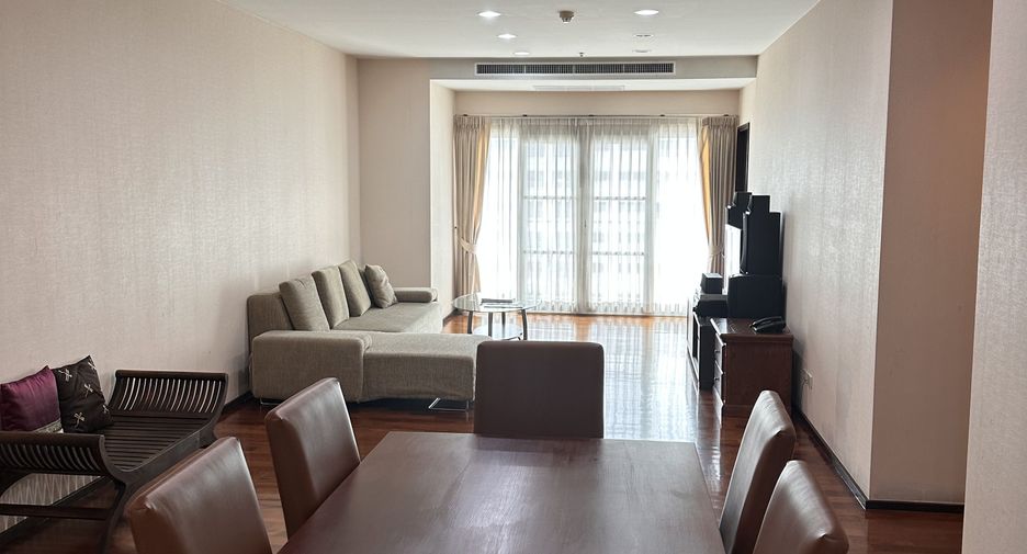 À louer 2 chambres condo à Watthana, Bangkok