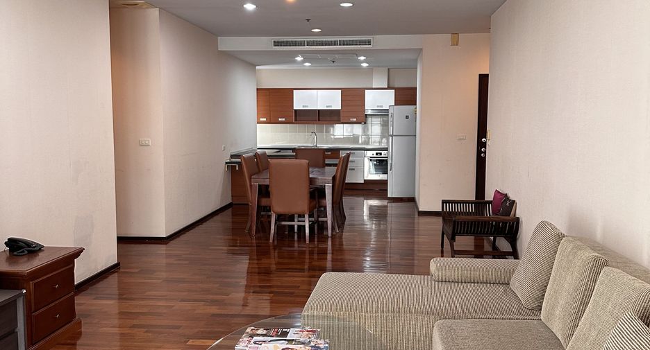 For rent 2 ベッドルーム condo in Watthana, Bangkok