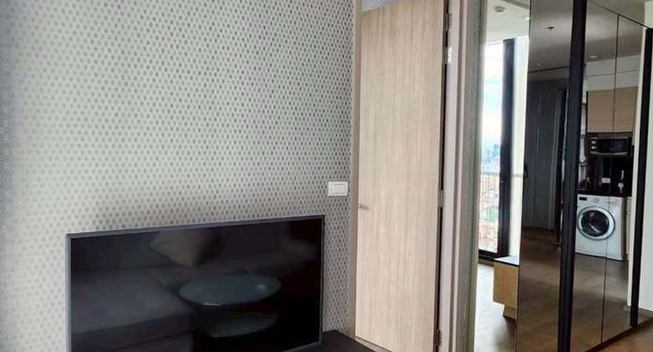 Condo en alquiler de 2 habitaciones en Khlong Toei, Bangkok