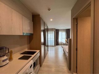 À louer studio condo à Pathum Wan, Bangkok