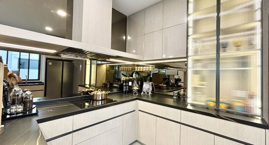 出租 4 卧室 独立屋 在 Bang Phli, Samut Prakan