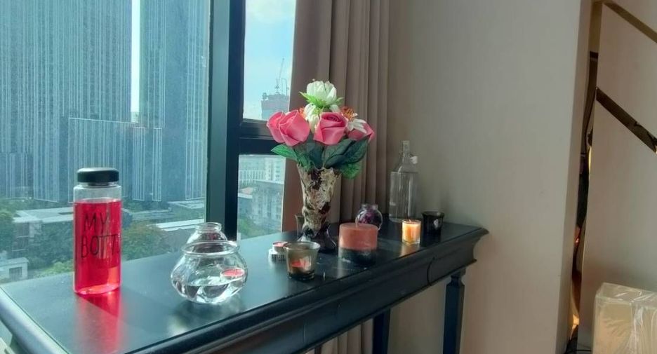 Condo en alquiler de 1 habitaciones en Watthana, Bangkok