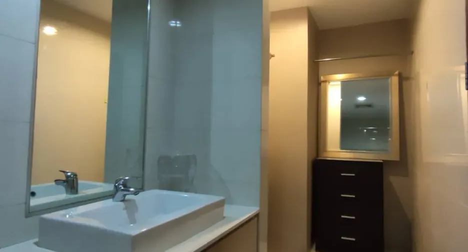 Condo en alquiler de 1 habitaciones en Watthana, Bangkok