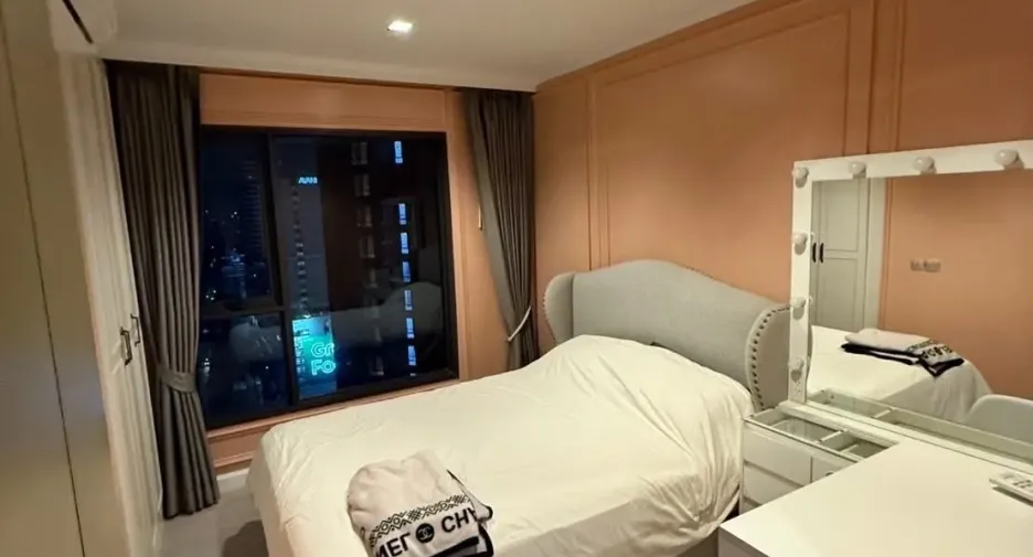 Condo en alquiler de 1 habitaciones en Huai Khwang, Bangkok