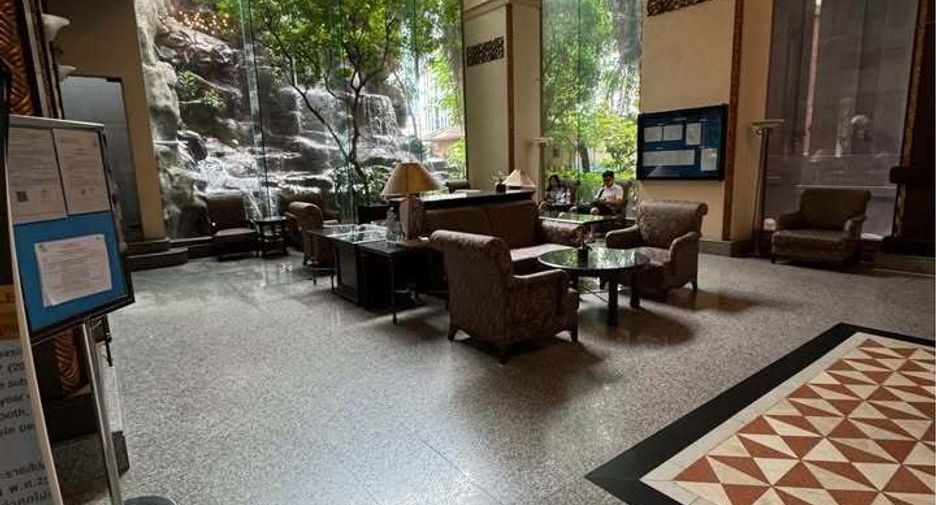 For rent 2 bedrooms apartment in Ratchathewi, Bangkok