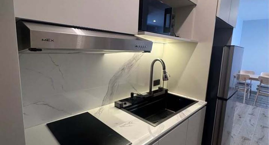 For rent 2 bedrooms apartment in Ratchathewi, Bangkok