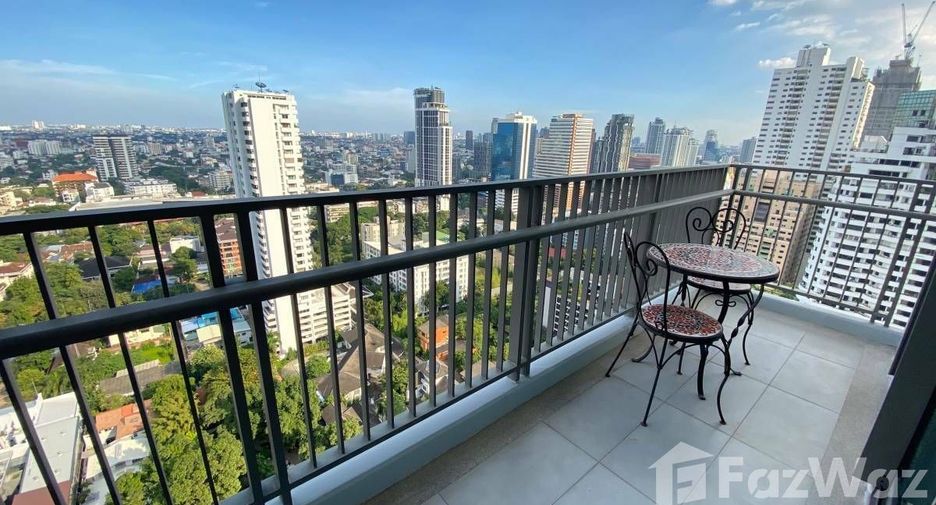 À louer 2 chambres condo à Watthana, Bangkok