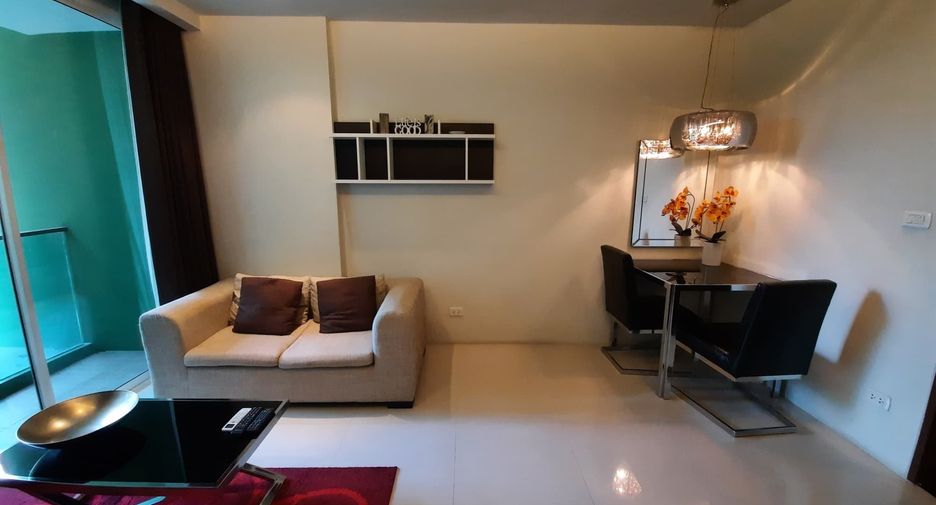 For rent 1 bed condo in Watthana, Bangkok