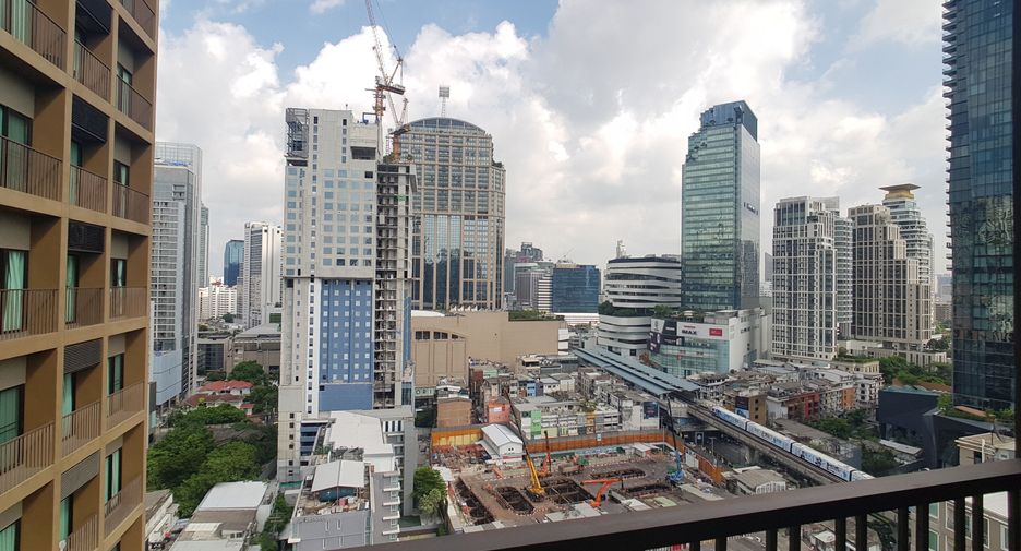 À louer 1 chambre condo à Khlong Toei, Bangkok