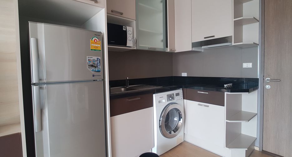 For rent 1 bed condo in Khlong Toei, Bangkok