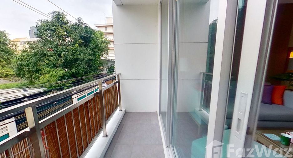 For rent 1 bed condo in Watthana, Bangkok