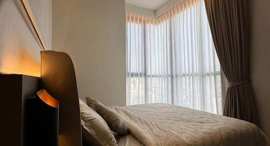 For rent 2 bedrooms condo in Watthana, Bangkok