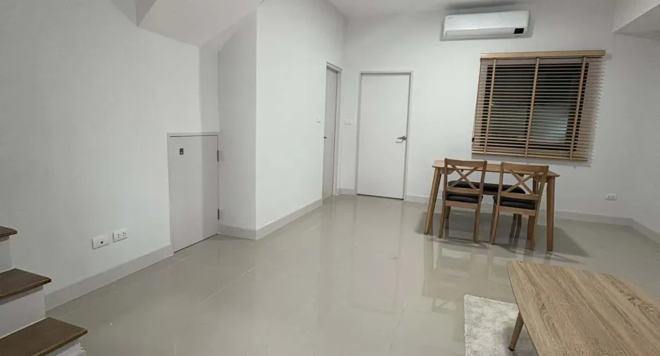 For rent 3 ベッドルーム house in Bang Phli, Samut Prakan