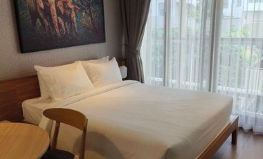 For rent studio condo in Khlong Toei, Bangkok