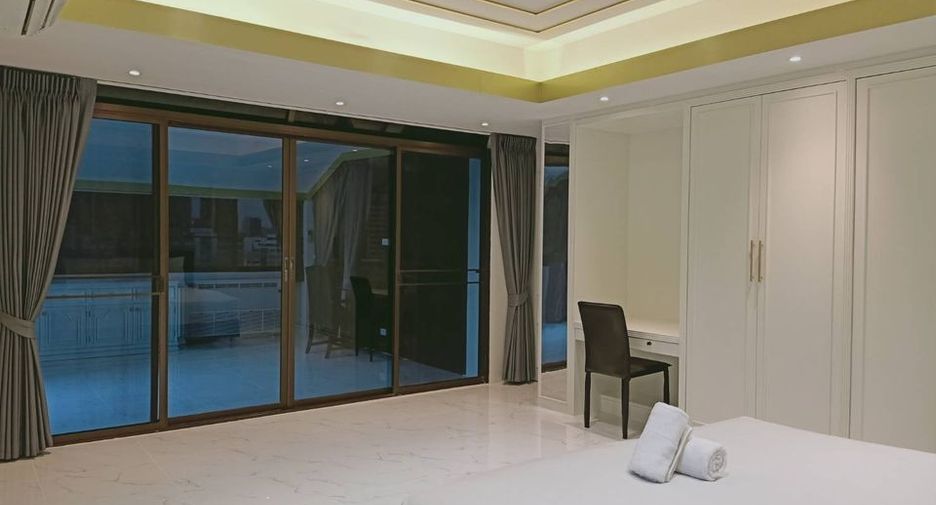 Wohnung zur Miete mit 2 Zimmer in Watthana, Bangkok