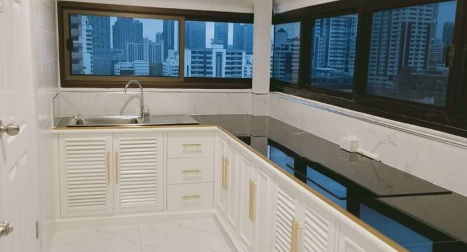 Wohnung zur Miete mit 2 Zimmer in Watthana, Bangkok