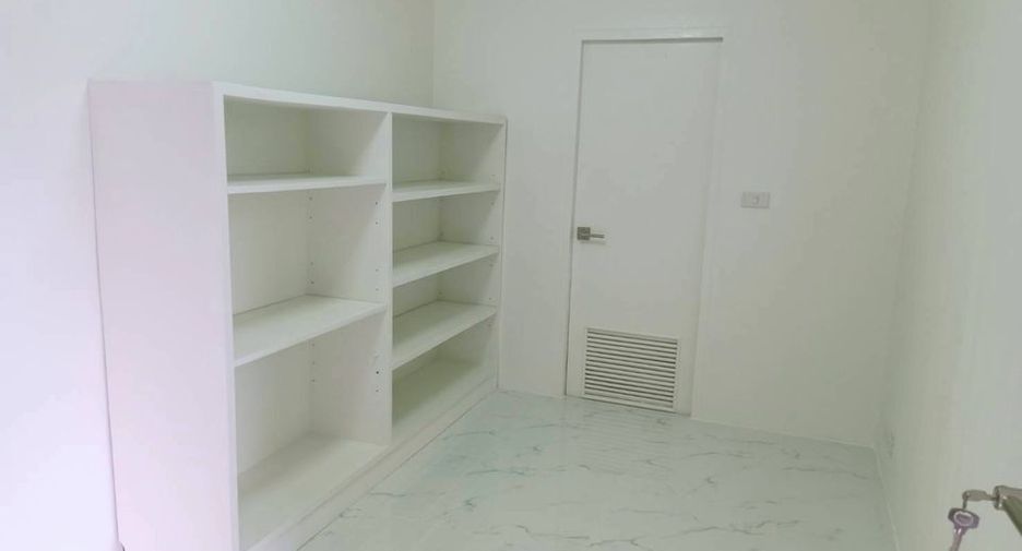 Wohnung zur Miete mit 2 Zimmer in Watthana, Bangkok