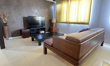 For rent 2 bedrooms condo in Watthana, Bangkok