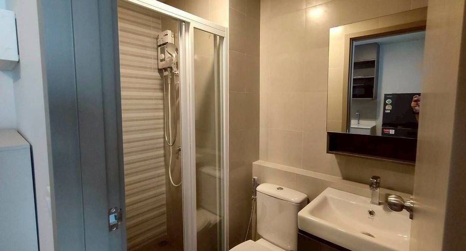 Wohnung zur Miete mit 1 Zimmer in Khlong Toei, Bangkok