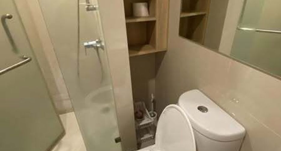 Condo en alquiler de 1 habitaciones en Huai Khwang, Bangkok
