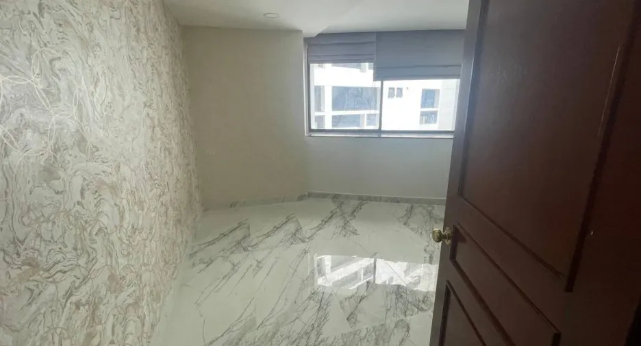 Apartment zur Miete mit 3 Zimmer in Khlong Toei, Bangkok
