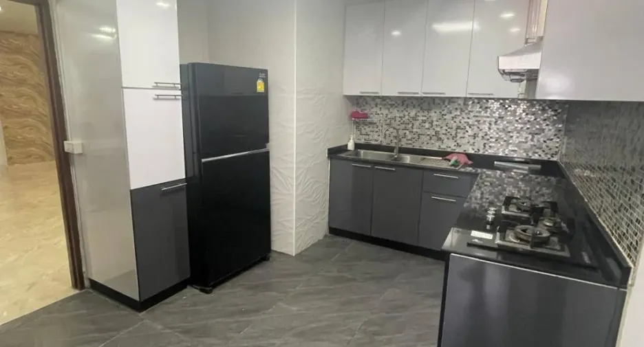 Apartment zur Miete mit 3 Zimmer in Khlong Toei, Bangkok