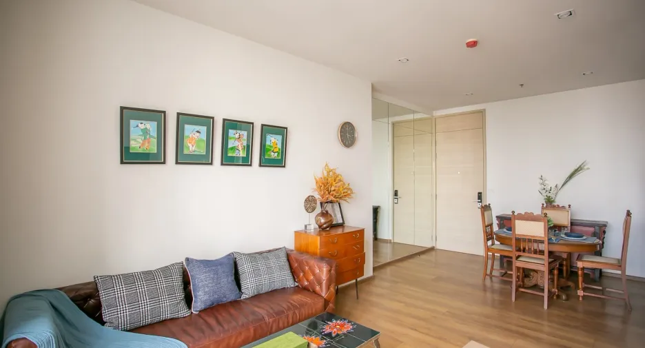 For rent 2 bedrooms condo in Khlong Toei, Bangkok