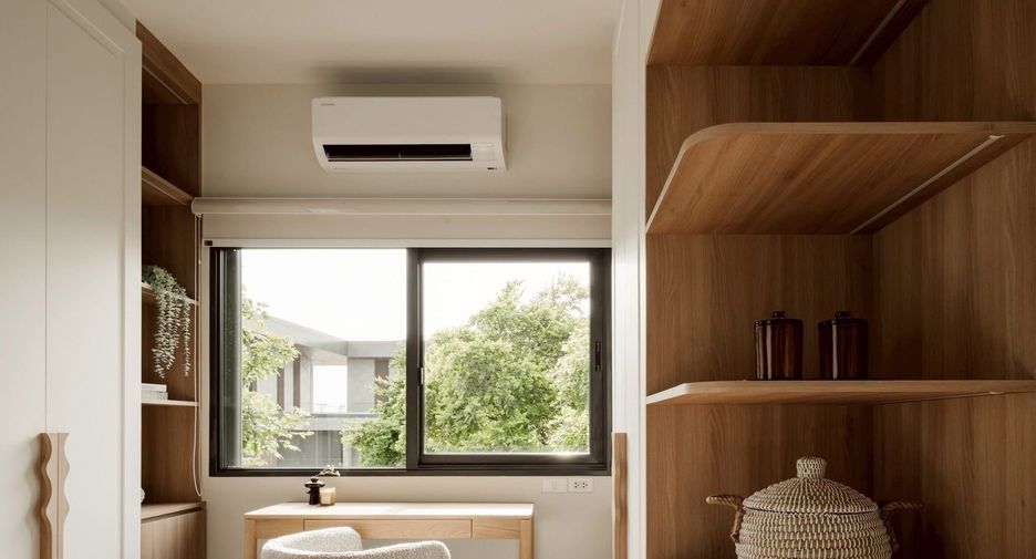 For rent 5 bedrooms house in Bang Phli, Samut Prakan