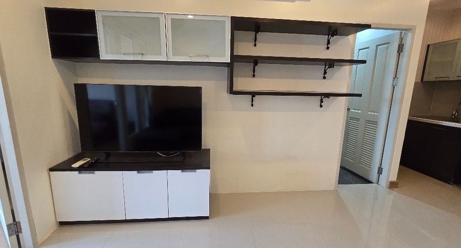 For rent 1 bed condo in Ratchathewi, Bangkok